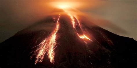 Inusitada actividad volcánica en Nicaragua con tres ...