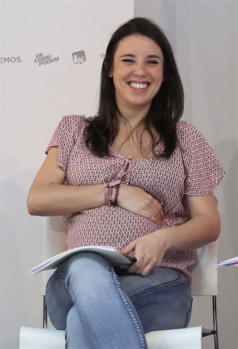 Irene Montero da a luz mellizos a los seis meses de embarazo