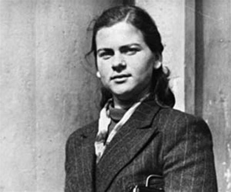 Irma Grese Biography   Facts, Childhood & Life Story of ...
