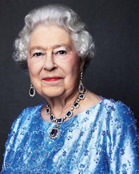Isabel de Inglaterra cumple hoy 65 años en el trono y ...
