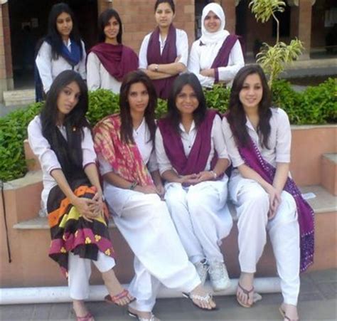 Islamabad school college girls wallpeper ~ Beautiful Girls ...
