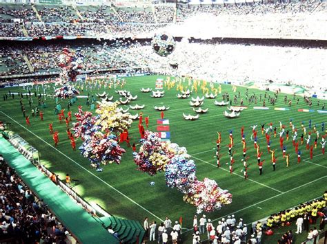 Italia ’90 – The Beginning – Football and Music