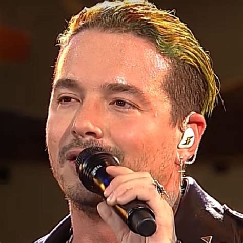 J Balvin Net Worth, Height, Age, Bio, Facts | Dead or Alive?