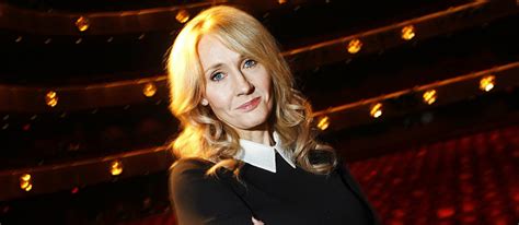J.K. Rowling lanzará nuevo libro de Harry Potter — FMDOS