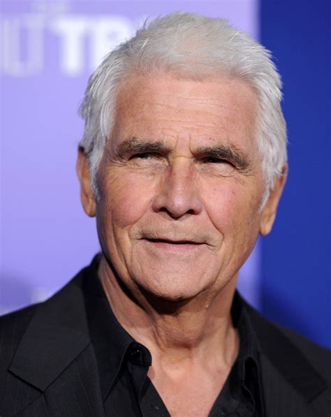 James Brolin Photos Photos    The Guilt Trip  Premiere ...