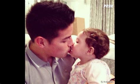 James Rodriguez et son bébé en photo sur Instagram   Purebreak