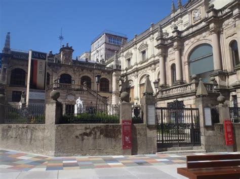 Jardines   Picture of Biblioteca y Casa Museo de Menendez ...