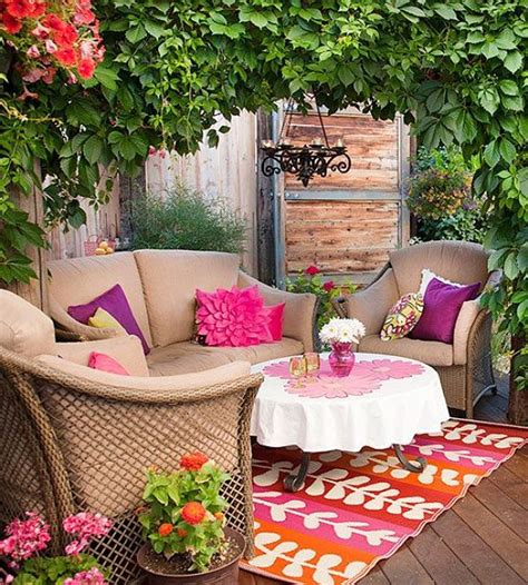 Jardines y terrazas con mucho color   Decoración de ...