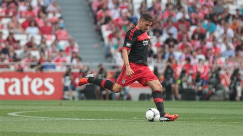 Javi García em Portugal só jogaria Benfica   SL Benfica