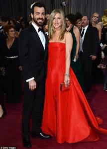 Jennifer Aniston and husband to be enjoy dinner with ...
