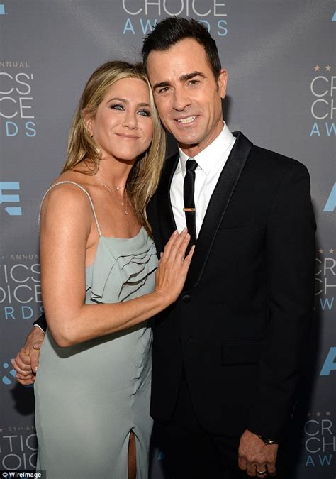 Jennifer Aniston joins husband Justin Theroux at Critics ...