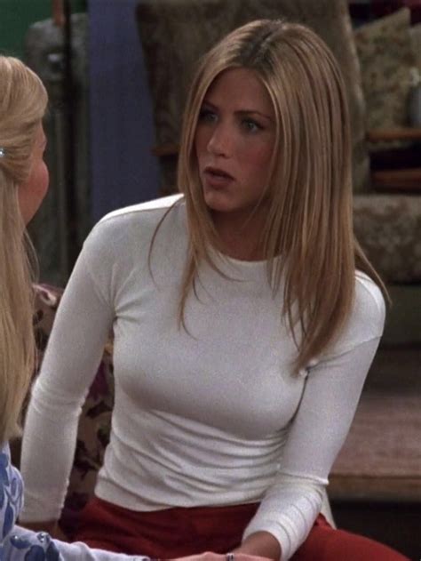 Jennifer Aniston looking hot as Rachel Green on Friends ...