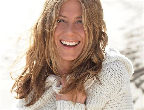 Jennifer Aniston on Goop on eating healthy, drinking lots ...