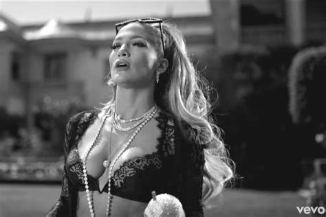 Jennifer Lopez Drips In $4.5 Million In Diamonds In ...