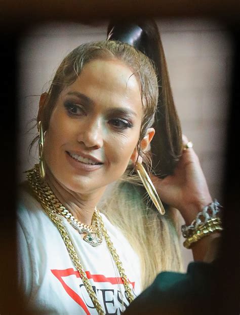 Jennifer Lopez   Filming Her New Music Video  Amor  in NYC ...