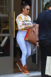 Jennifer Lopez steps out for a NY shopping trip after post ...