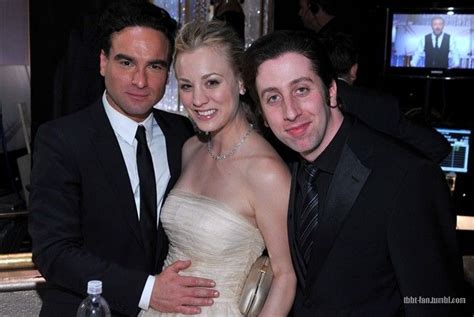 Johnny Galecki and Kaley Cuoco images Golden Globe 2011 ...