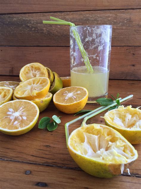 Jugo de Naranja + Agua Mineral