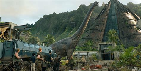 Jurassic World 2 O Reino Ameaçado Gigante | Falange