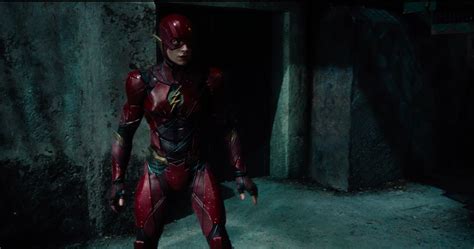 Justice League Movie Images Tease Flash, Aquaman, More ...