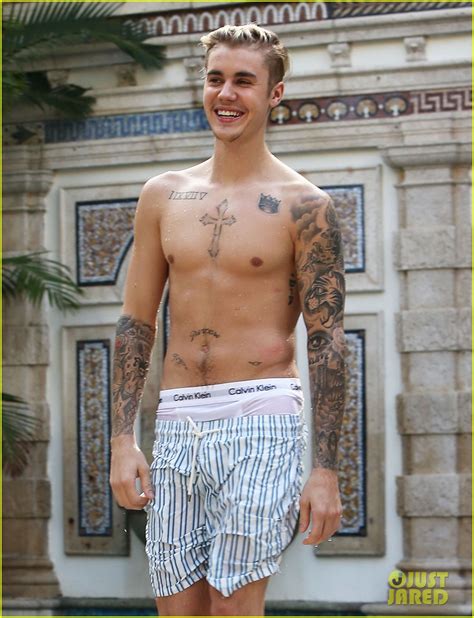Justin Bieber Bares His Butt Yet Again on Instagram ...