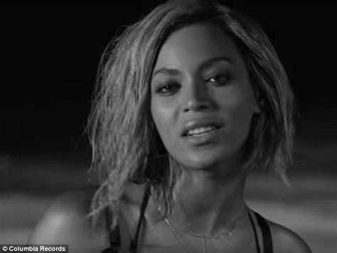 Justin Bieber pulls a Beyonce by releasing 13 music videos ...