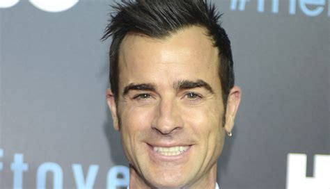 Justin Theroux Goes Shirtless in ‘The Leftovers’ Poster ...
