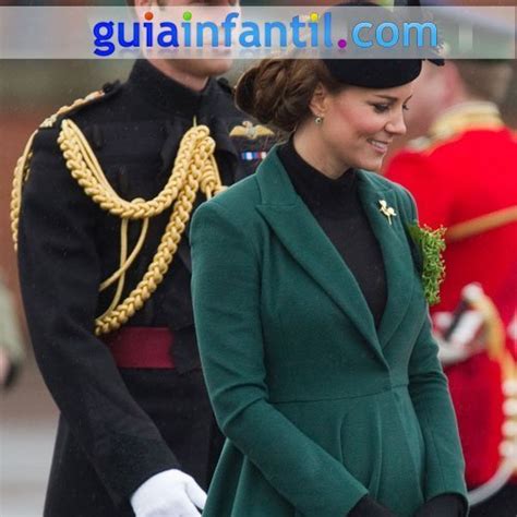 Kate Middleton luce tripa de embarazada