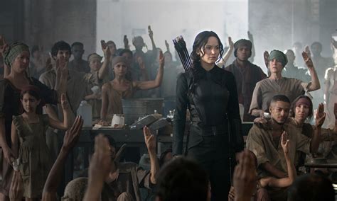 Katniss Everdeen, la Sinsajo. La definitiva heroína de ...