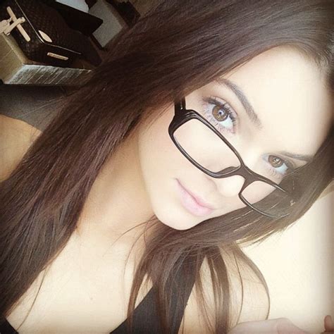 Kendall Jenner Twitter Instagram Personal Pics   Celebzz