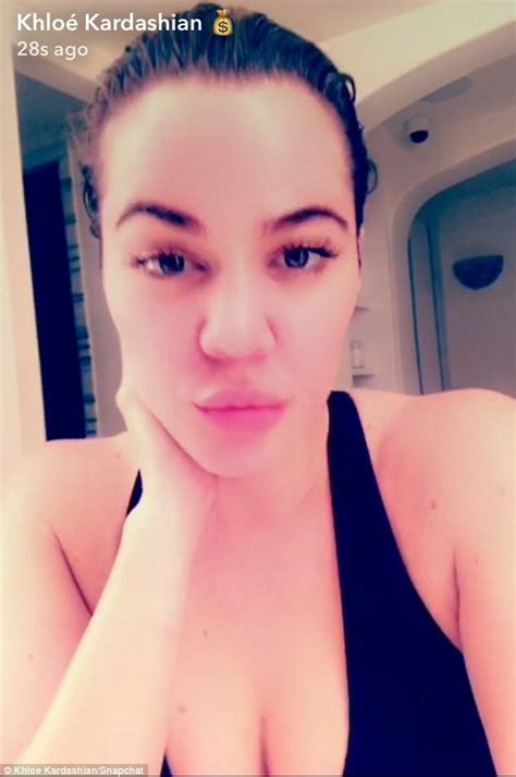 Khloe Kardashian unrecognizable on Snapchat with no makeup ...