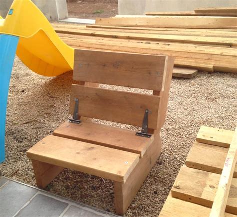 Kids Furniture Made from Pallets | 101 Pallets
