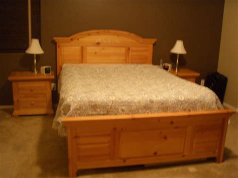 Knotty Pine Bedroom Furniture | Marceladick.com