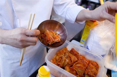 Kombucha, kimchi e kefir: os alimentos que nos dão vida ...