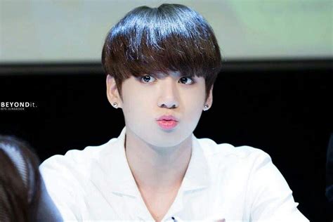 Korean Ageing System: How Old is Jungkook? | ARMY s Amino