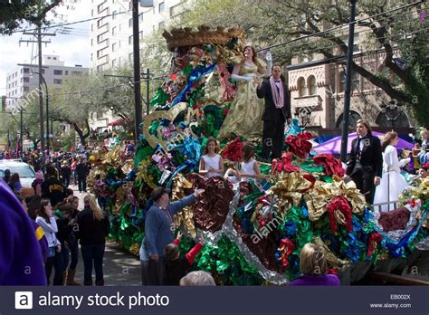 Krewe of Mid City Parade, Mardi Gras, New Orleans, LA ...