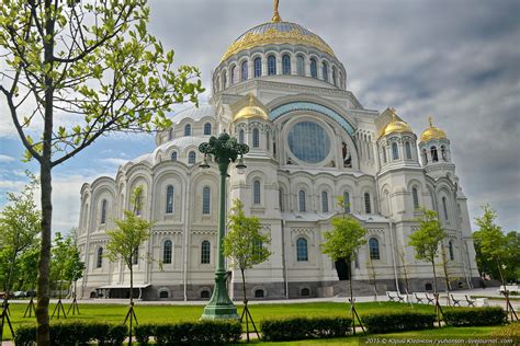 Kronstadt Naval Cathedral in St. Petersburg · Russia ...