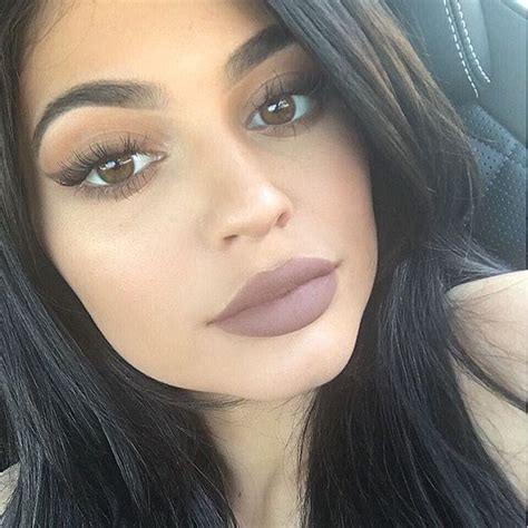 Kylie Jenner defends cosmetics line after it receives ...