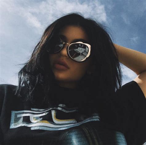 Kylie Jenner s Shadow in Her Latest Instagram Photo Has ...