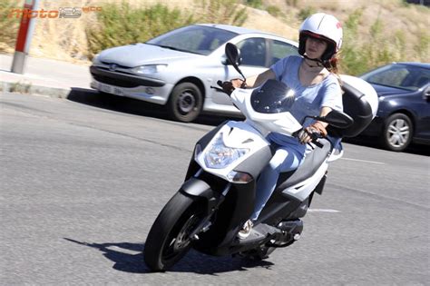 Kymco Agility City   Rueda alta, precio bajo   Moto 125 cc