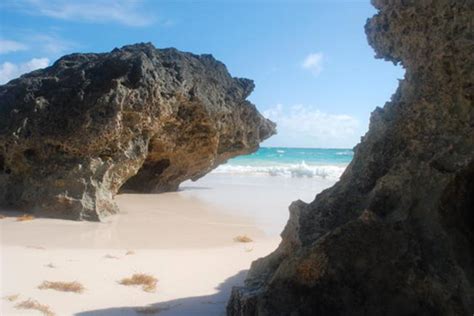La Bahia de Horseshoe en las Islas Bermudas – Viajo Hoy