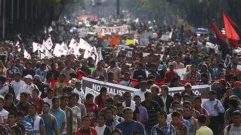 La crisis por los desaparecidos en México repercute en ...