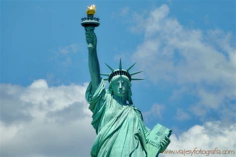 La Estatua de la Libertad y Ellis Island, dos ...