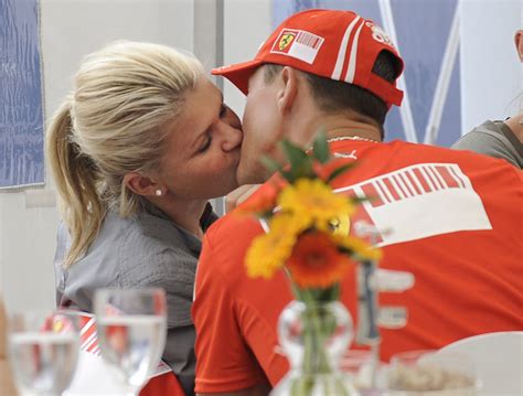 La familia de Michael Schumacher, esperanzada ante los ...