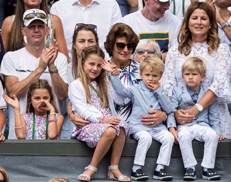La familia de Roger Federer disfrutan de su triunfo en ...