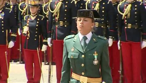 La Guardia Civil Realiza La Primera Jura De Bandera De ...