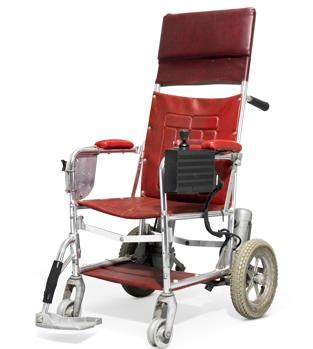 La icónica silla de ruedas de Stephen Hawking y su tesis ...