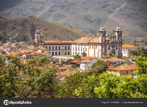 La iglesia de nuestra Señora del Monte Carmelo, Ouro Preto ...