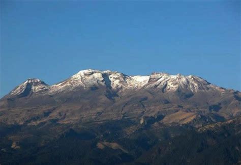 La Leyenda de los Volcanes Popocatépetl e Iztaccíhuatl ...