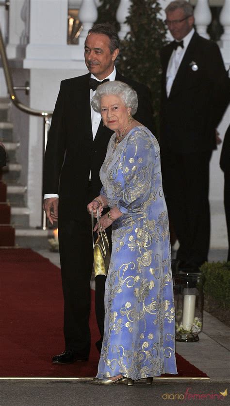 La Reina Isabel II de Inglaterra en la cena pre boda real ...